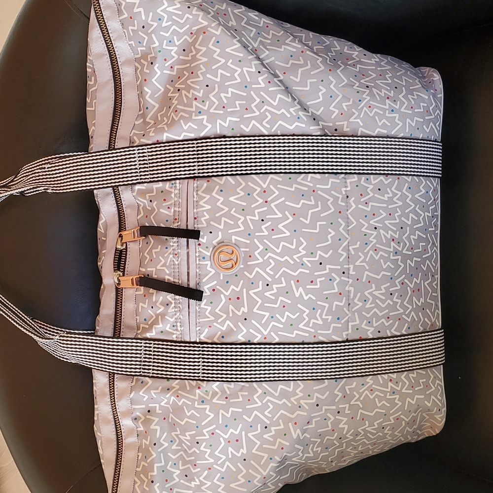 Lululemon All Day Asana Tote *Seawheeze 2015 Seawheeze - AQPG / SIFO - Picture 1 of 13